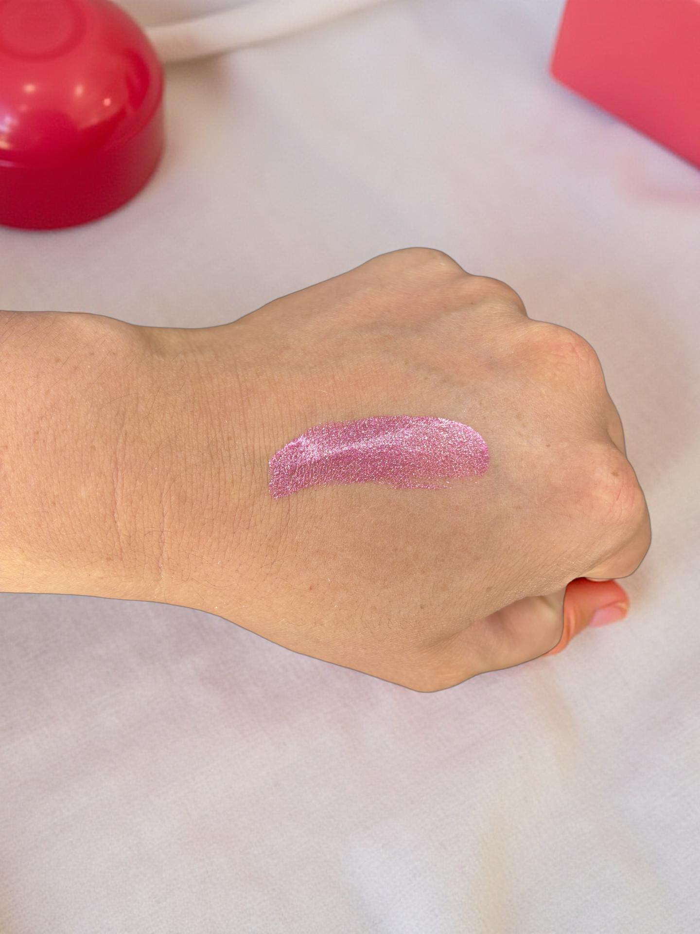 Santee Metallic Liquid Eyeshadow (03 Warm Pink)